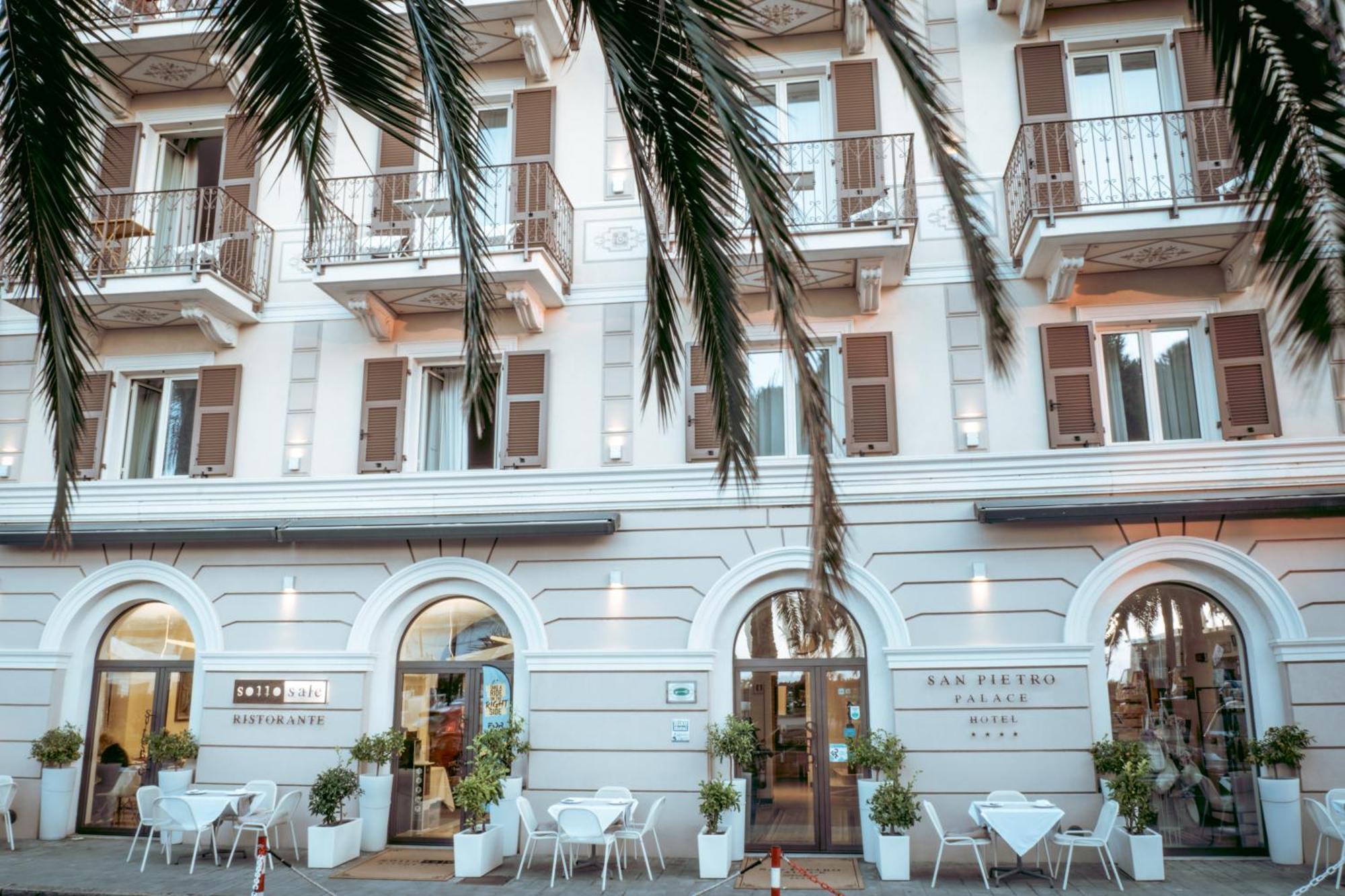 Hotel San Pietro Palace Finale Ligure Bagian luar foto