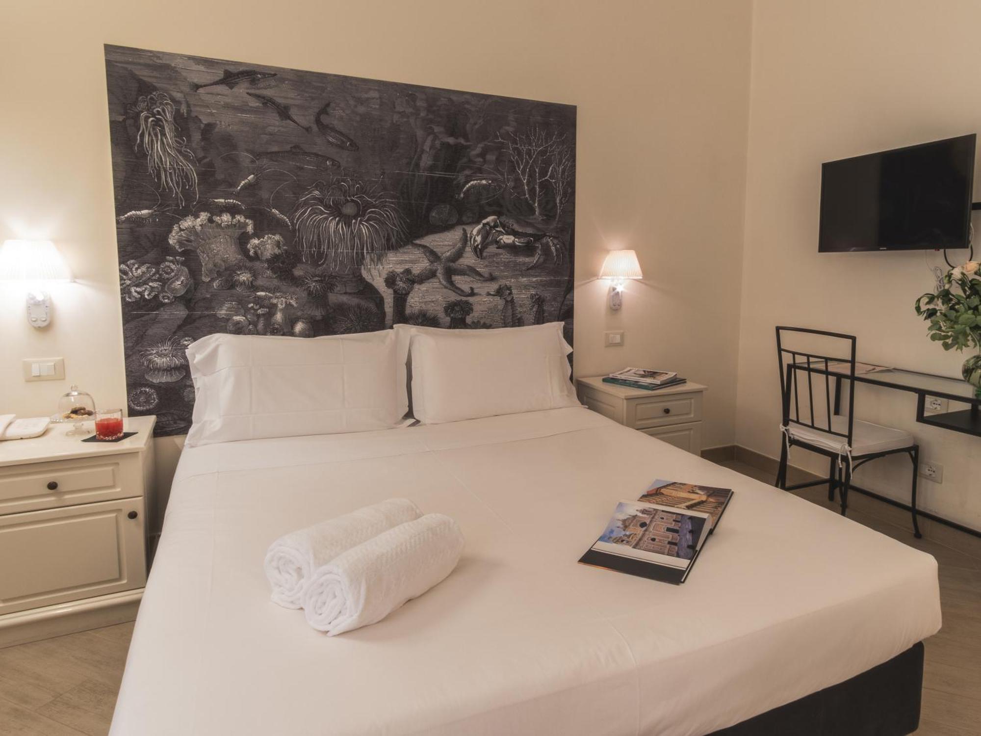 Hotel San Pietro Palace Finale Ligure Bagian luar foto