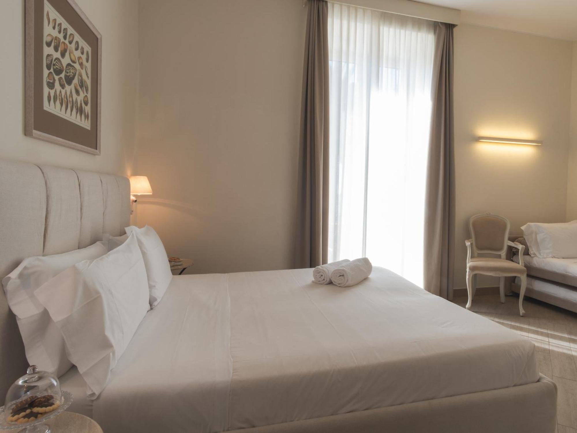 Hotel San Pietro Palace Finale Ligure Bagian luar foto