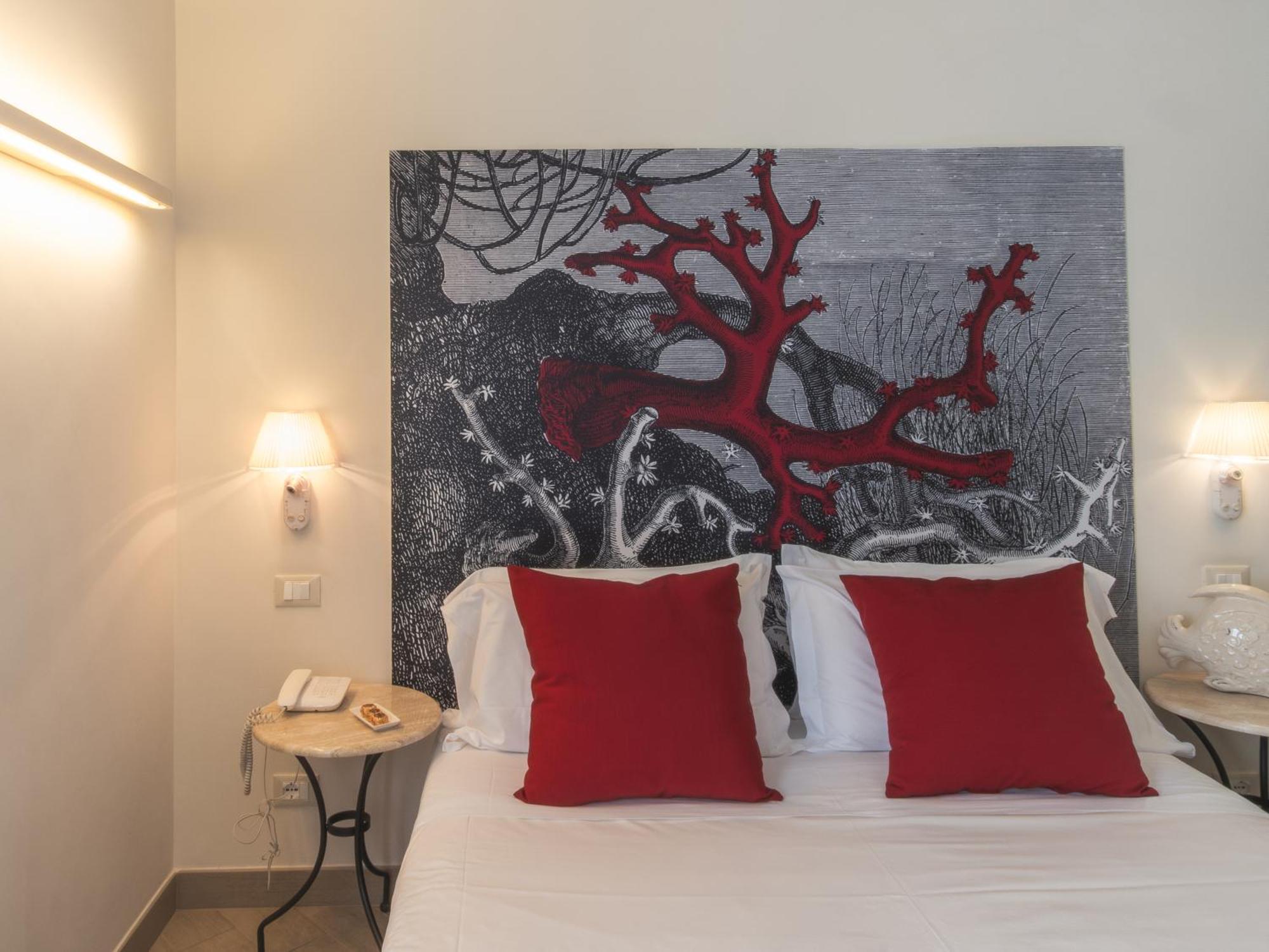 Hotel San Pietro Palace Finale Ligure Bagian luar foto