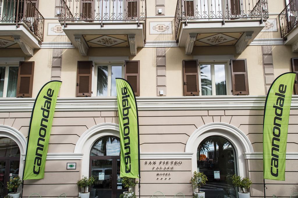 Hotel San Pietro Palace Finale Ligure Bagian luar foto