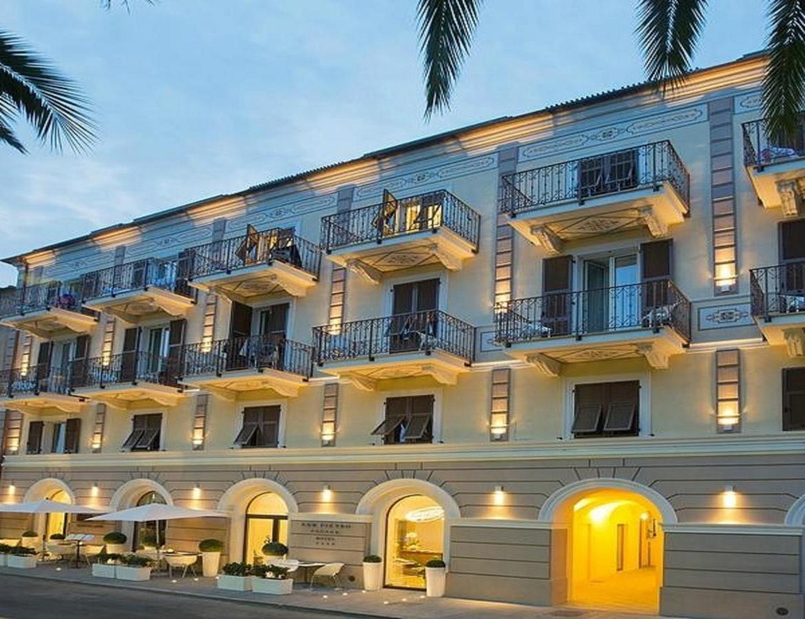 Hotel San Pietro Palace Finale Ligure Bagian luar foto